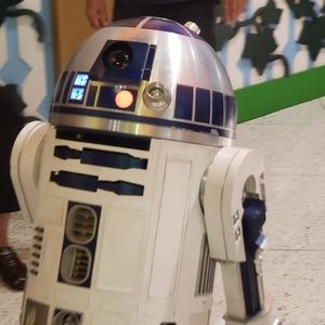 Meet your Posher, Ivory